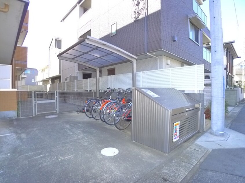 駐輪場 カーサノザキⅦ