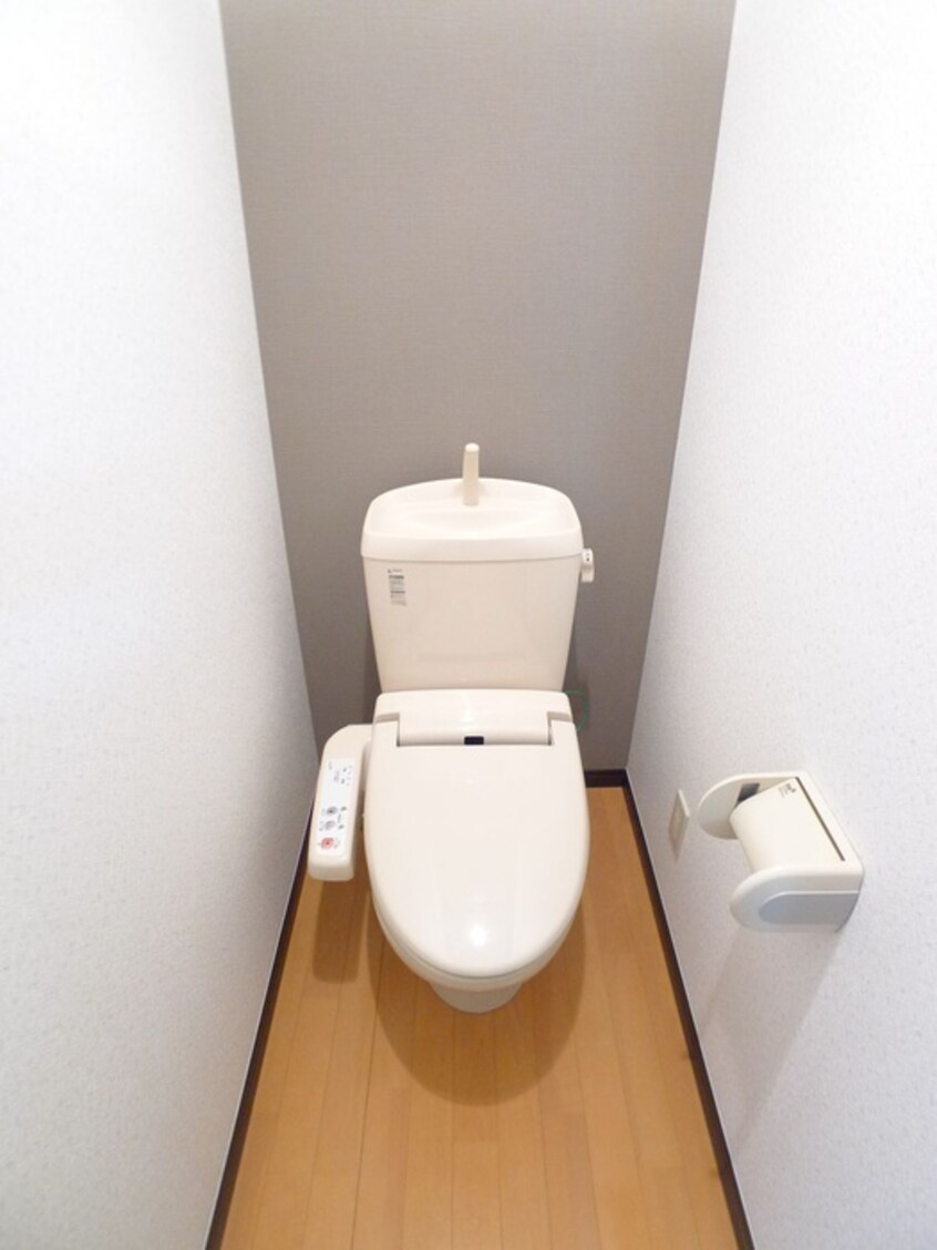 トイレ カーサノザキⅦ