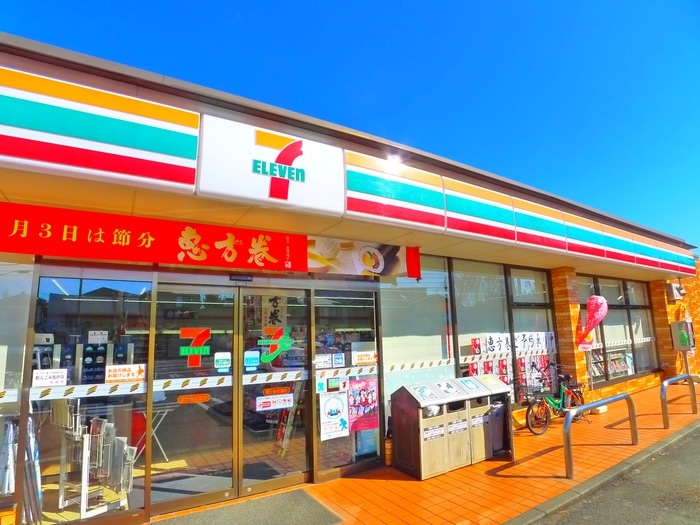 セブンイレブン(コンビニ)まで750m Ka-na maisonくぬぎ山Ⅳ