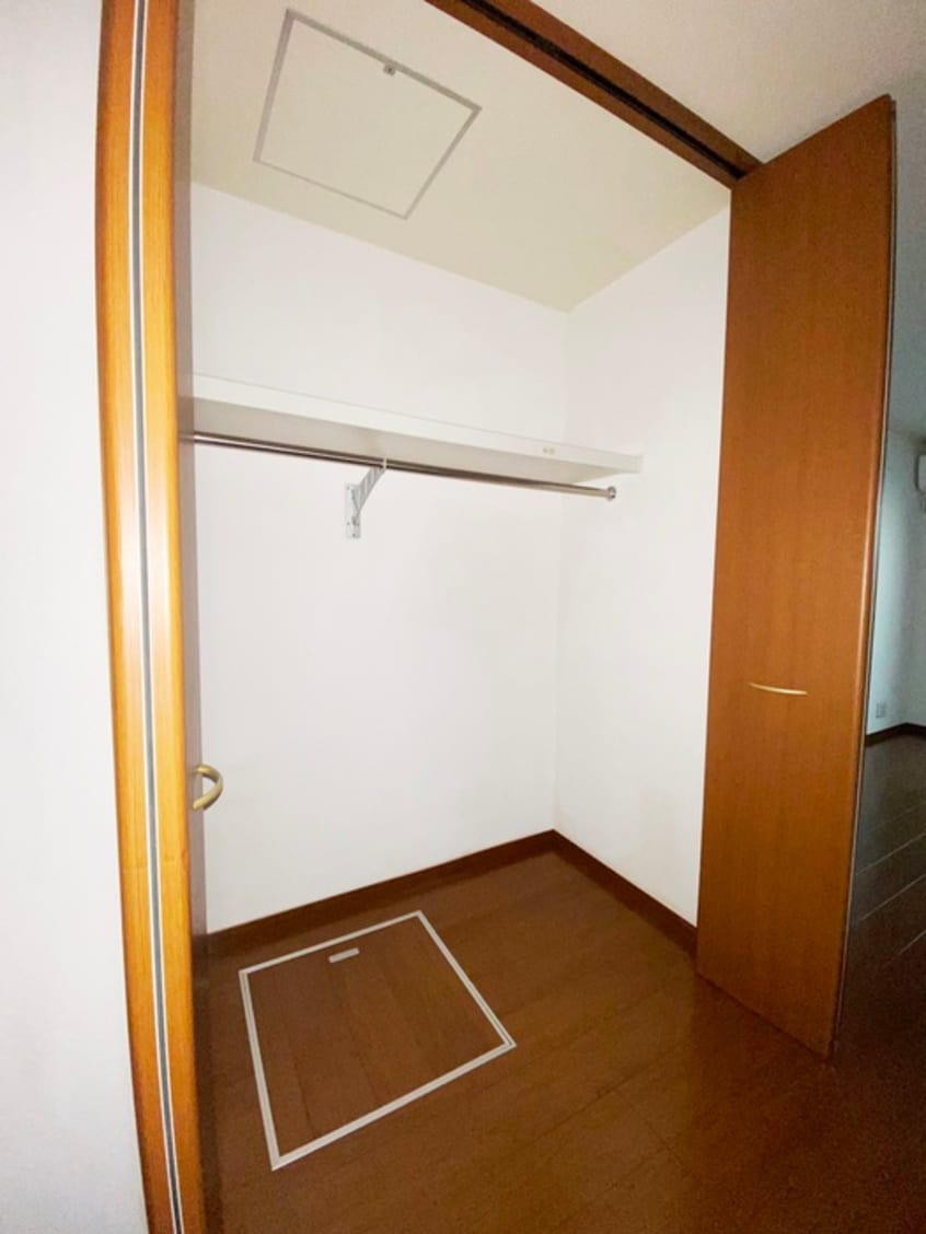 収納 シェルネ－ジュ