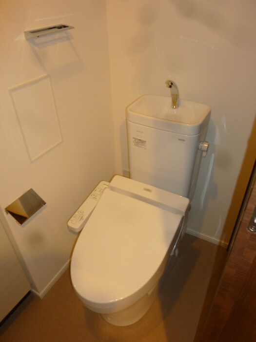 トイレ コンフォリア秋葉原EAST