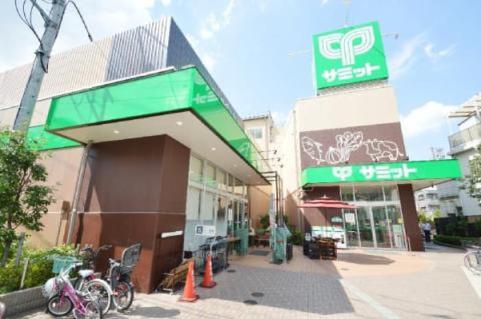 サミットストア下馬店(スーパー)まで66m Ｂｅｌｌａ　Ｖｉｔａ