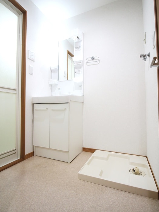 洗濯機置場 ボン クラージュ