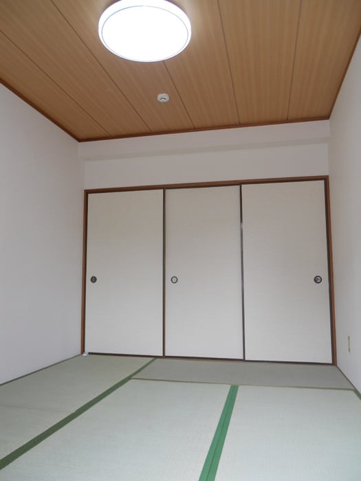 居室 アサヒレジデンス