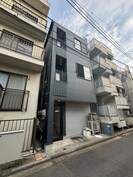 サード本窪の外観