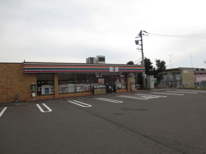 セブンイレブン鶴巻南２丁目店(コンビニ)まで395m ソレアード