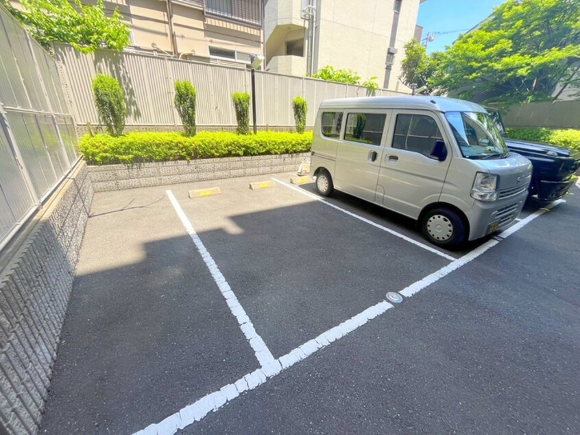 駐車場 ルーブル西早稲田弐番館