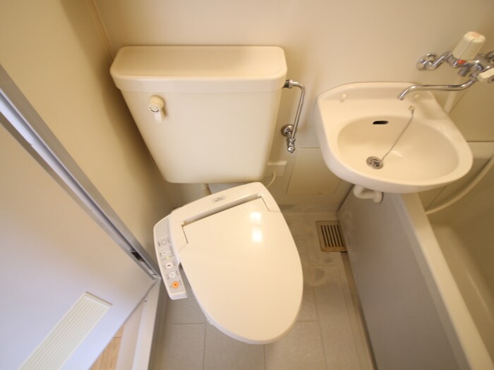 トイレ 仲町台フェニックスコ－ト