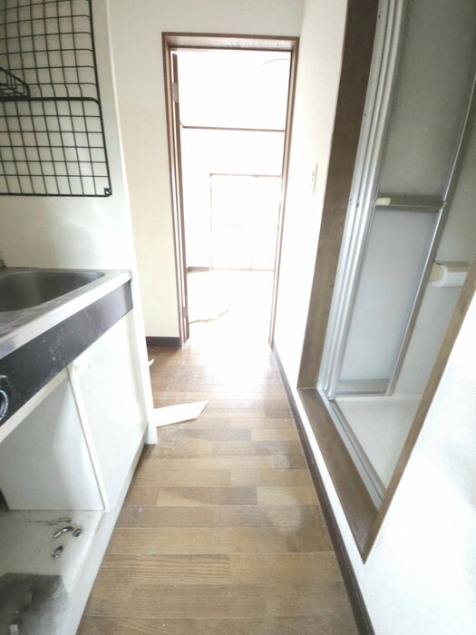 廊下 吉田ハイツ