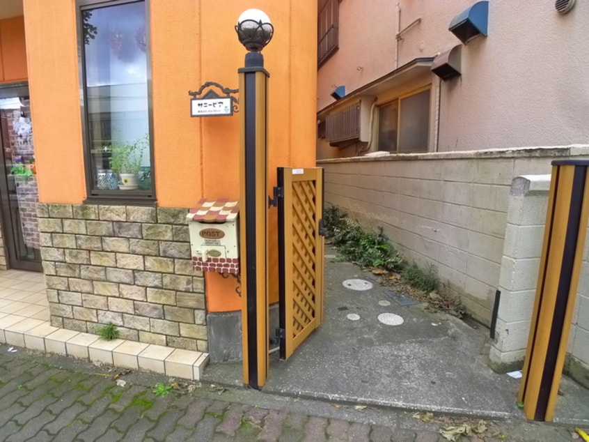 エントランス部分 サニーピア