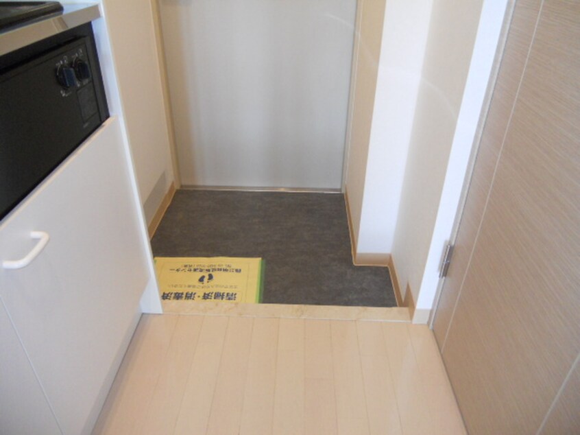 玄関 プライムア－バン白山