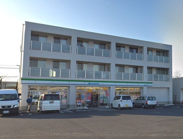 ファミリーマート 海老名社家店(コンビニ)まで950m 社家２丁目事務所