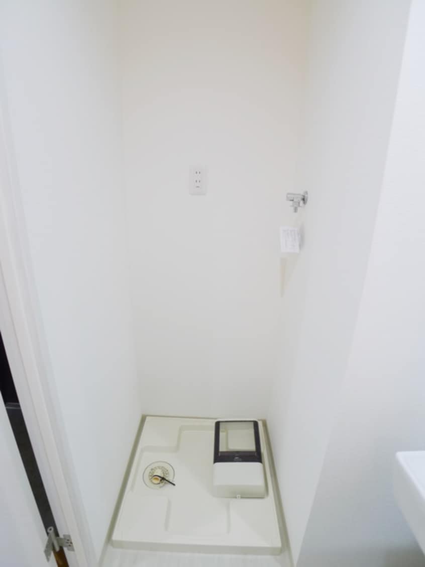 洗濯機置場 新都心ＨＢ