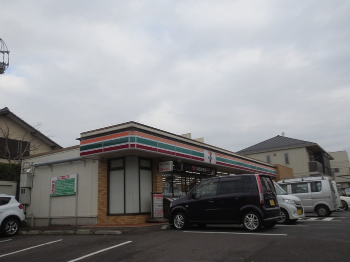 セブンイレブン千葉みつわ台店(コンビニ)まで1800m アンビション・若松Ｄ棟