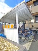 駐輪場 グランドソレーユ
