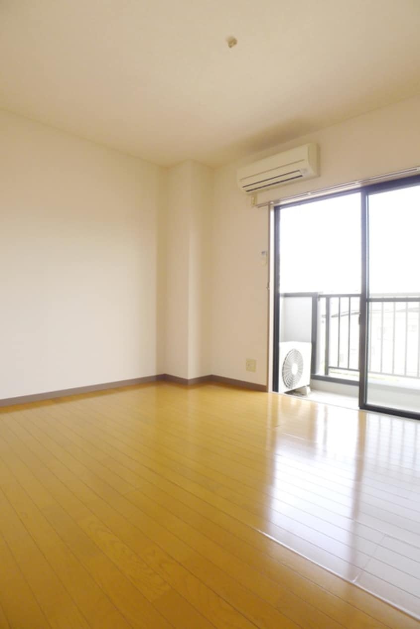 室内からの展望 アゼリア・オオクボ