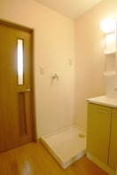 洗濯機置場 アゼリア・オオクボ