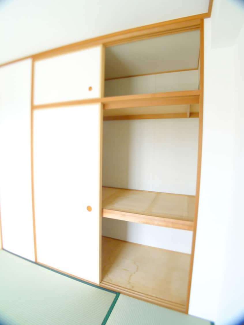 収納 ロワールヒエダ