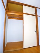 収納 メゾン逆井1号棟