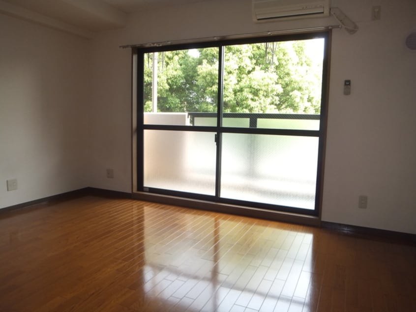 居室 サンサ－ラＭ