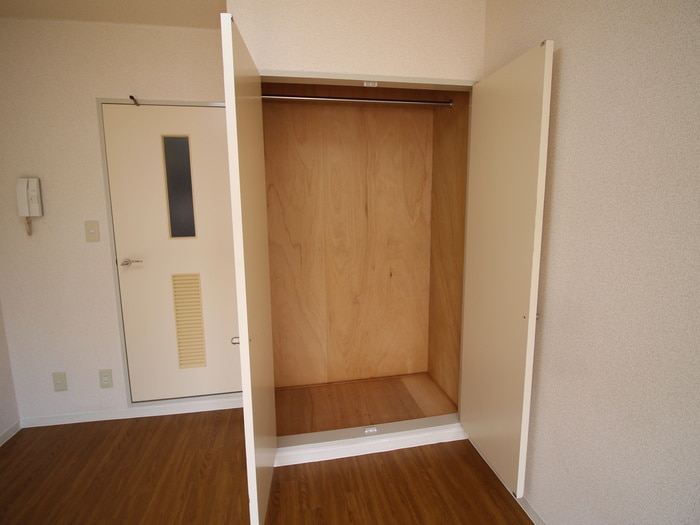 収納 フローレスミヤタ