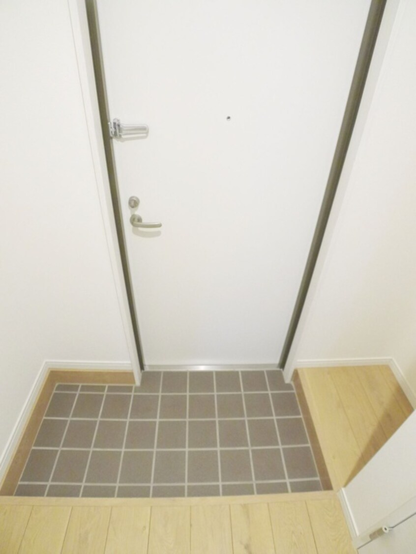 玄関 ソリス緑が丘