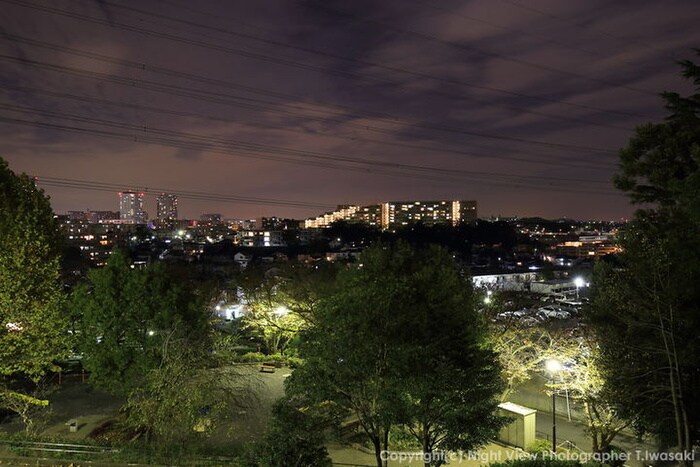 秋葉台公園(公園)まで113m フラット　タキザワ　Ｂ