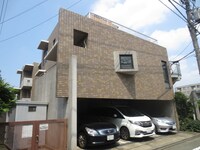 ファミ－ユ小島町