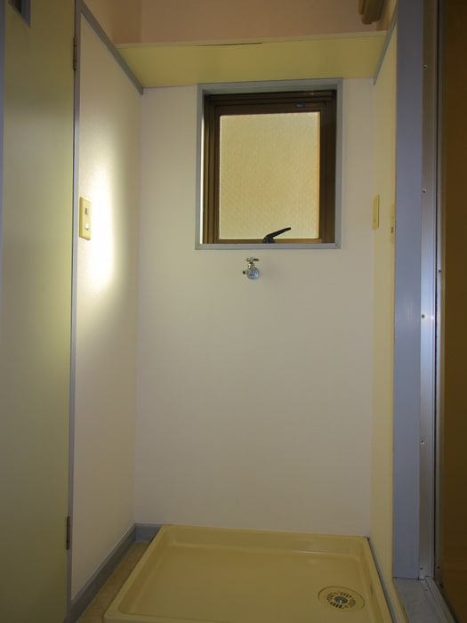 洗濯機置場 ハイネスマリモ