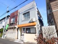 本町３丁目貸家