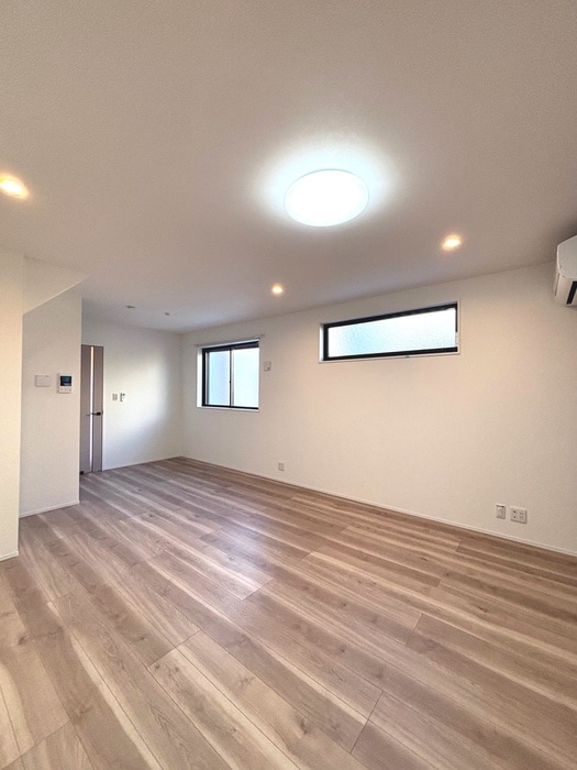 室内からの展望 Rear　Fortress　北浦和B