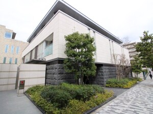 プレミスト南青山（301）