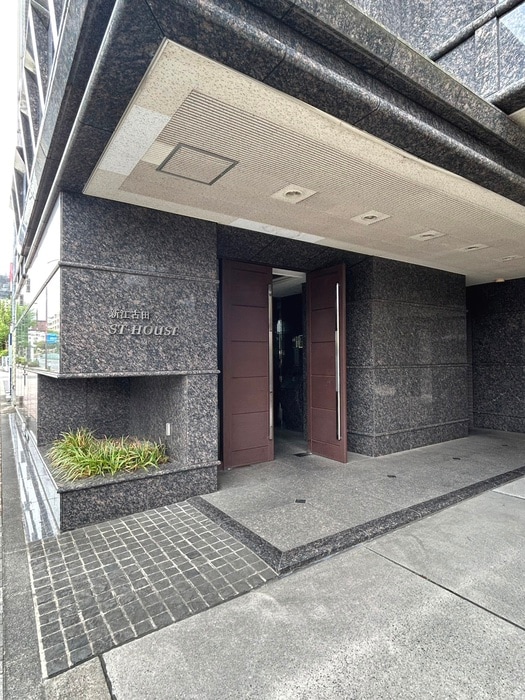 エントランス部分 新江古田ＳＴ・ＨＯＵＳＥ