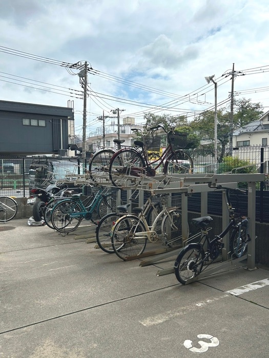 駐輪場 新江古田ＳＴ・ＨＯＵＳＥ