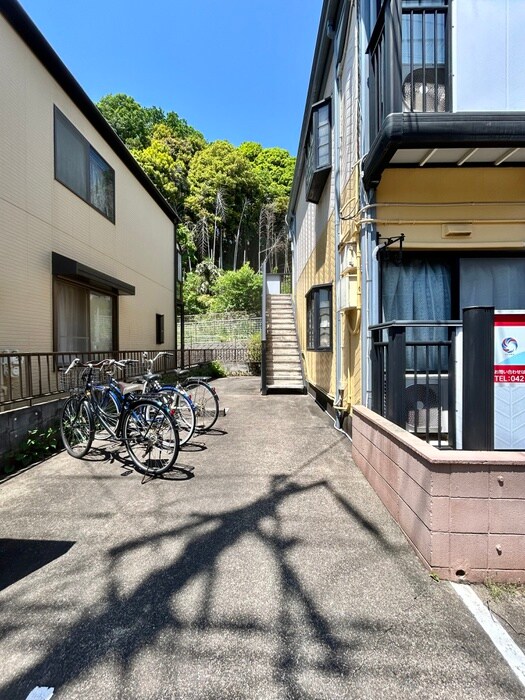 エントランス部分 ミモザ館