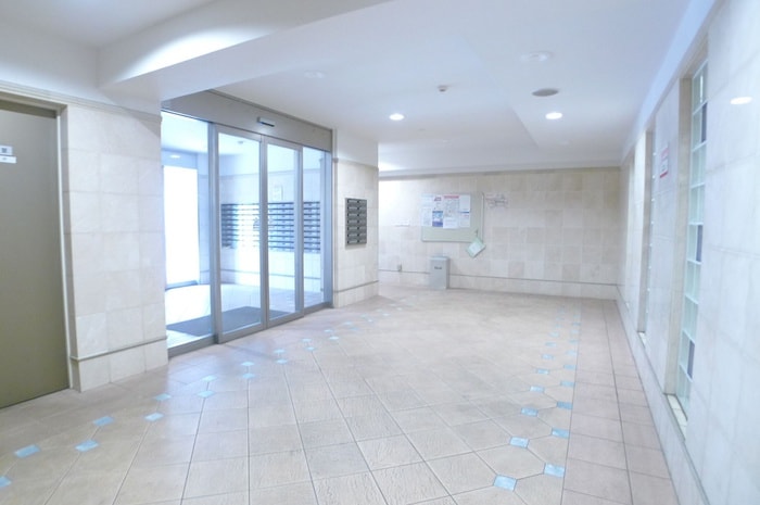 エントランス部分 バウスクロス市川