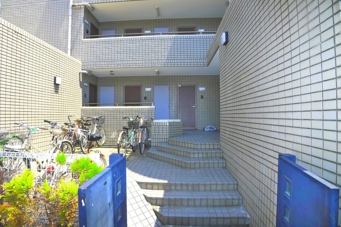 エントランス部分 大成ルームズ