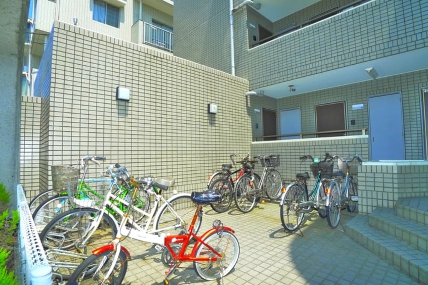 駐輪場 大成ルームズ