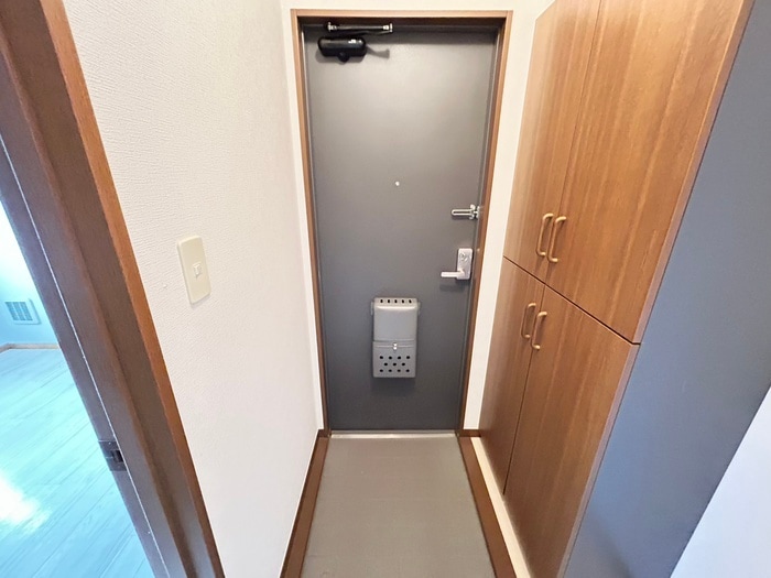 玄関 Ｓｈｉｎｅ　ｗｏｏｄｓ