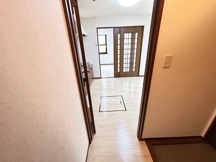 廊下 Ｓｈｉｎｅ　ｗｏｏｄｓ