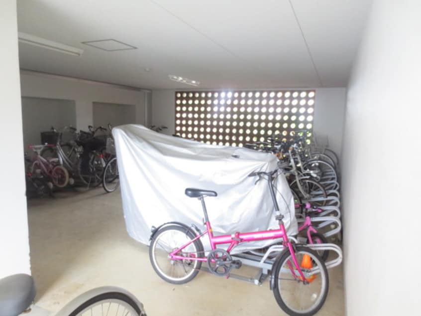 駐輪場 ブリランテ