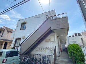 ホワイトバ－チ