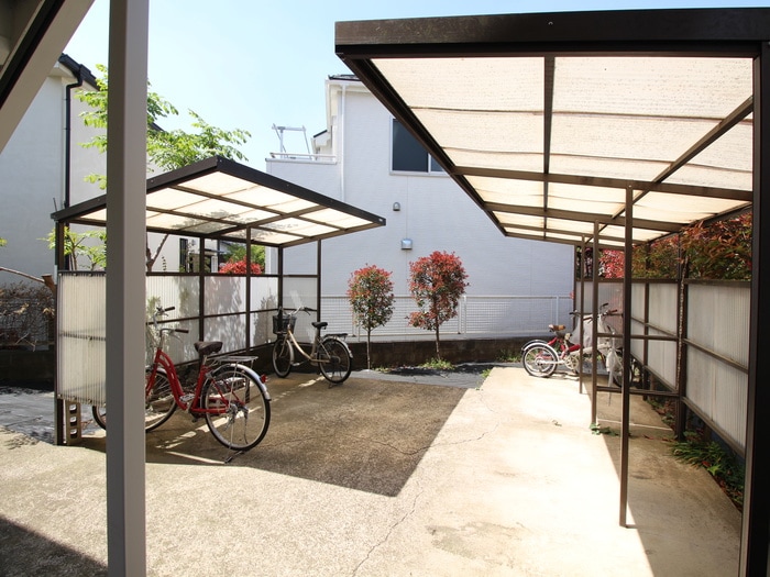 駐輪場 アイリスハイム