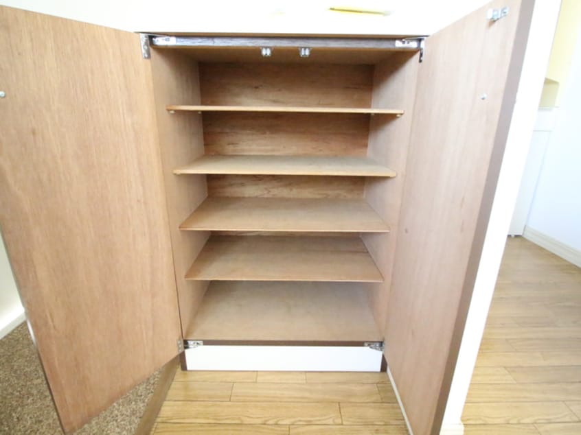 靴箱 アイリスハイム