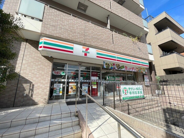 セブンイレブン(コンビニ)まで172m パークアクシス両国馬車通り