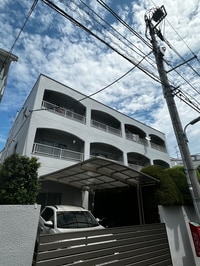 ホワイト学芸大