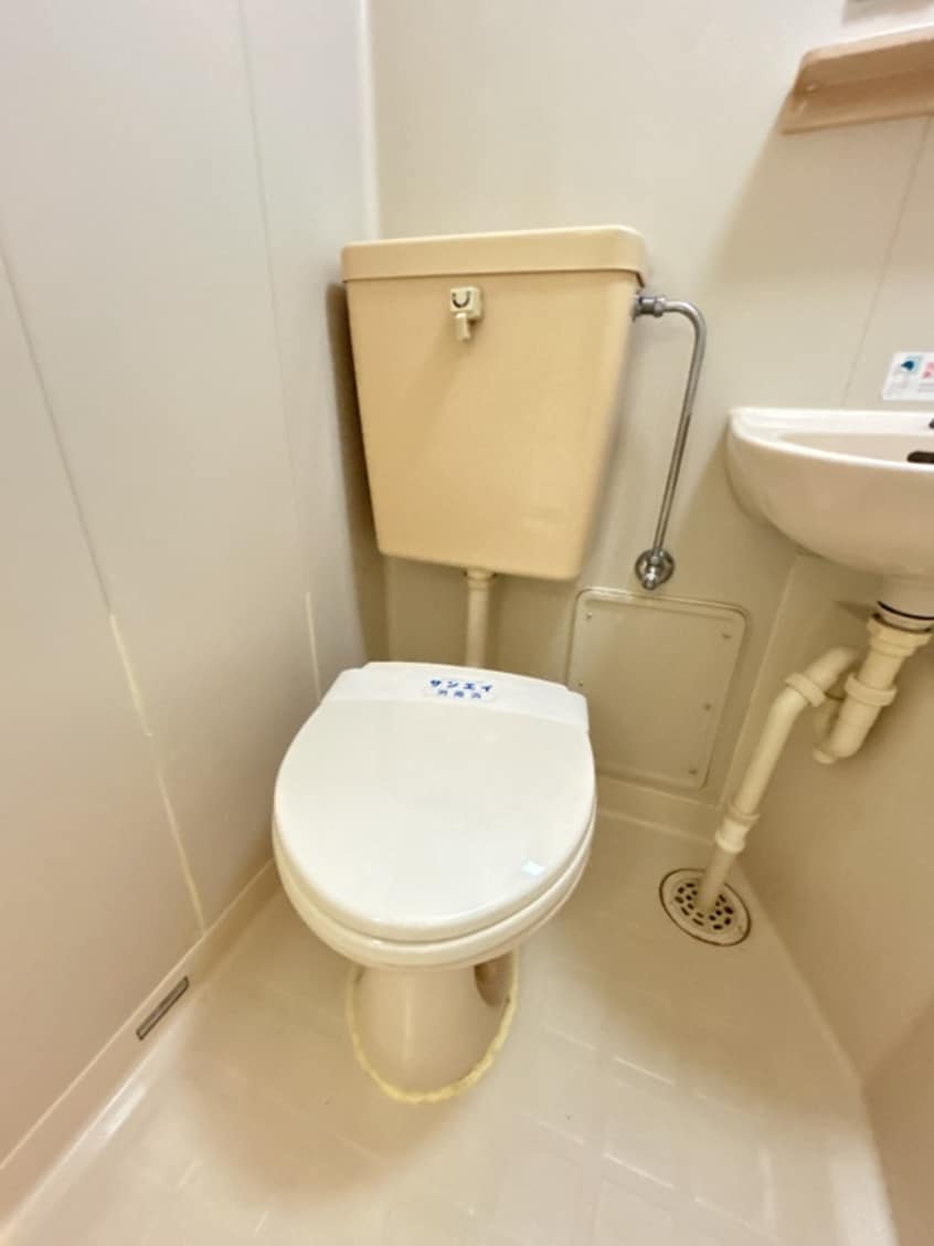 トイレ ロ－ズガ－デン３