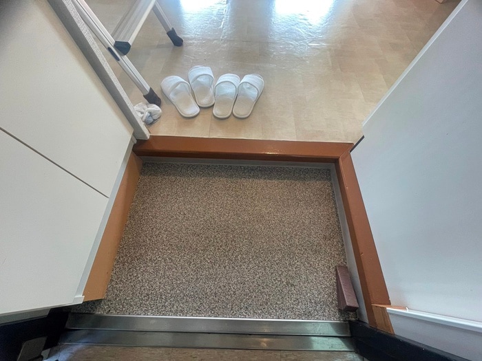 玄関 若尾レジデンス