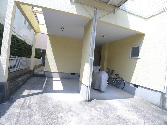 駐車場 ベルシオン宮野木