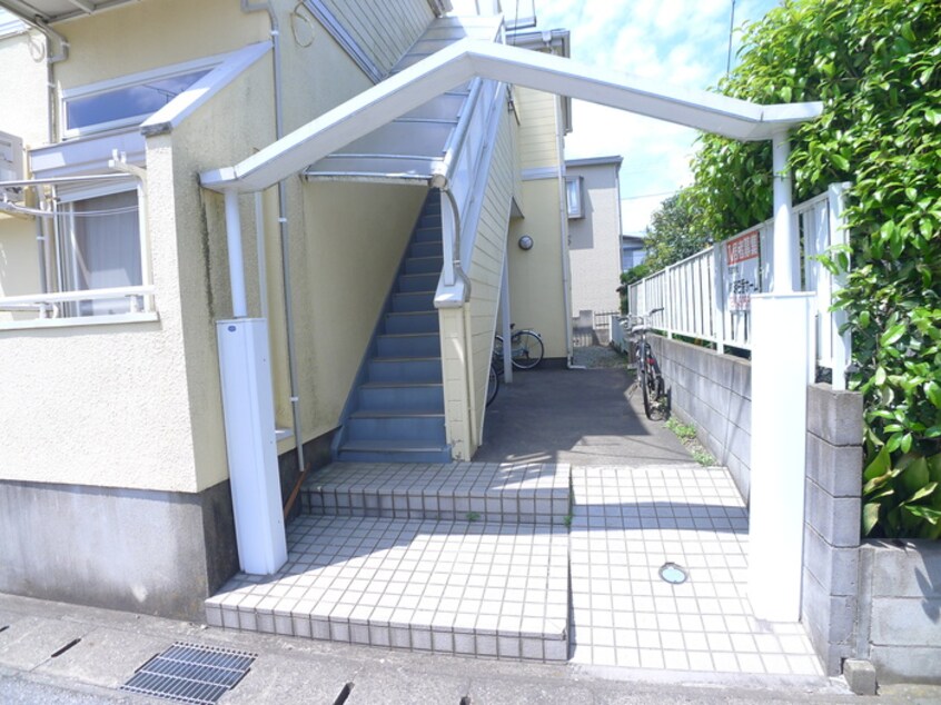 エントランス部分 ベルシオン宮野木